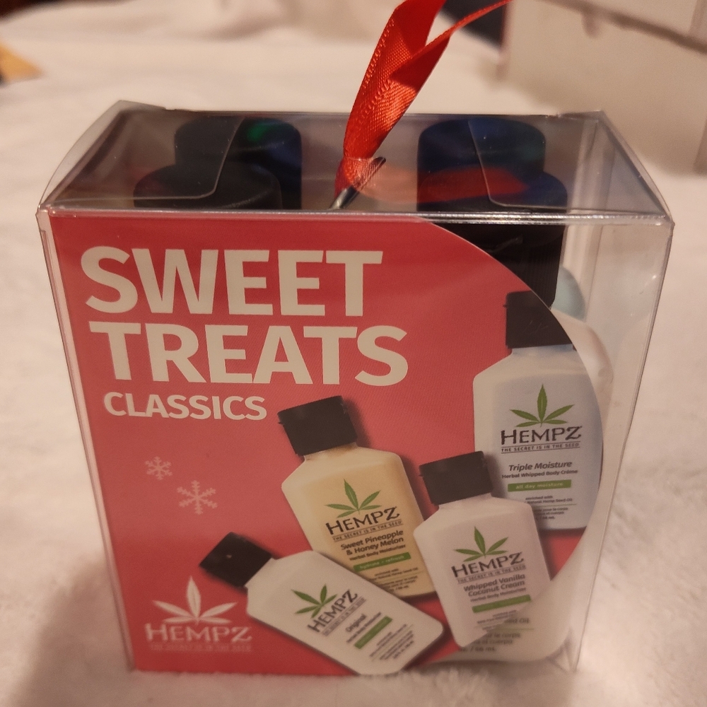 NEW! Hempz Sweet Treats Mini Lotion Set 4pk